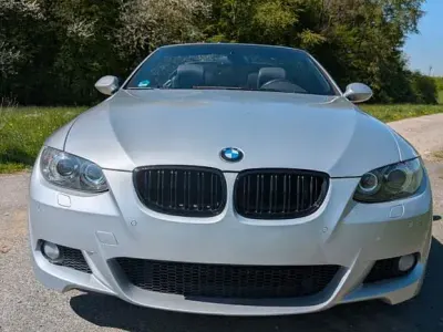 Begagnad BMW 320 Cabriolet Shadowline 170 HK (125 kW) 2008 Silver Cab