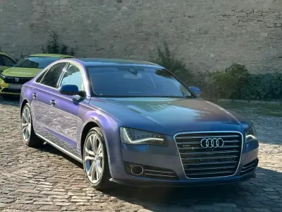 Gebraucht Audi A8 Comfort 351 PS (258 kW) 2013 Violet Limousine