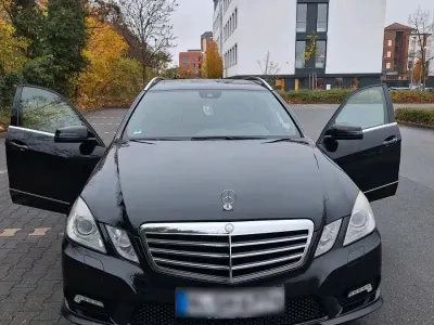 Gebraucht Mercedes E250 205 PS (150 kW) 2009 Schwarz Limousine