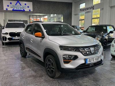 Begagnad Dacia Spring Comfort Plus 33 kW (45 HK) 2022 Silver Halvkombi