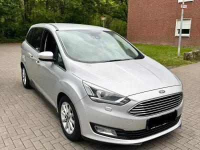 Gebraucht Ford C-MAX Titanium 150 PS (110 kW) 2018 Silber Van / Kleinbus