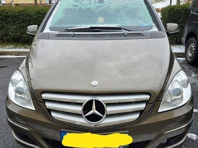 Braun Gebraucht 2008 Mercedes B170 Van / Kleinbus | 4.500 € (Fairer Preis)