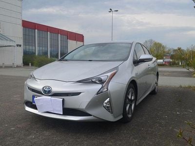 Gebraucht Toyota Prius Executive 125 PS (91 kW) 2018 Silber Kleinwagen