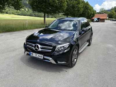 Gebraucht Mercedes GLC250 AMG line 211 PS (155 kW) 2018 Schwarz SUV