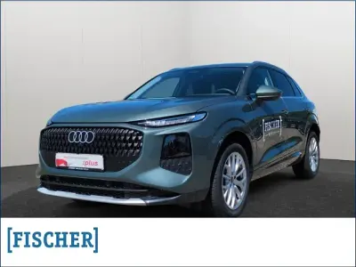 Gebraucht Audi Q3 Ambiente 150 PS (110 kW) 2026 Gruen SUV