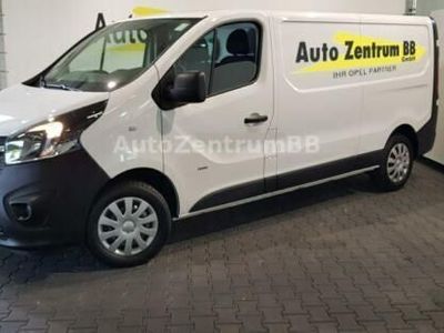 Second-hand Opel Vivaro 125 CP (91 kW) 2017 Alb Monovolum