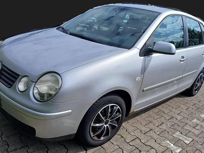 VW Polo