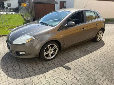 Gebraucht Fiat Bravo Dynamic 90 PS (66 kW) 2007 Epic grau Kleinwagen