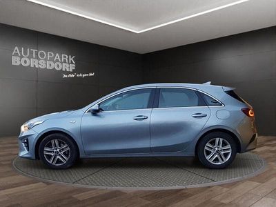 Second-hand Kia Ceed Vision 140 CP (102 kW) 2019 Argintiu Hatchback