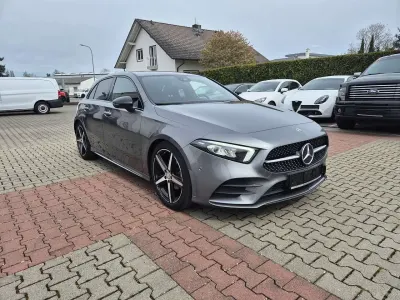 Gebraucht Mercedes A200 AMG line 150 PS (110 kW) 2019 Mountaingrau Limousine