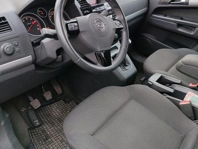 Usata Opel Zafira Family 140 CV (102 kW) 2013 Grigio Monovolume