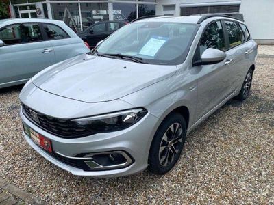 gebraucht Fiat Tipo City Life 100 PS mit Rückf.kamera u. Infotainm10,2