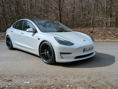 Gebraucht Tesla Model 3 366 kW (498 PS) 2021 Weiß Limousine