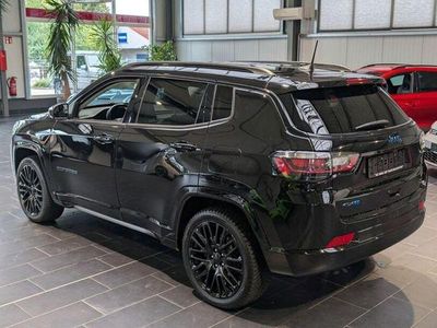 Usado Jeep Compass 179 HP (131 kW) 2022 Preto SUV