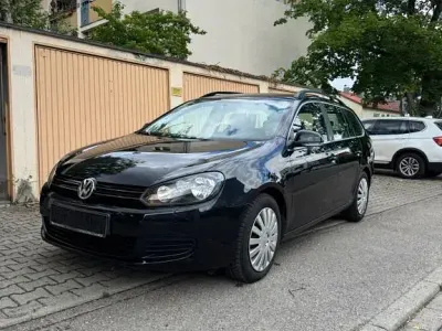 Gebraucht VW Golf VII Comfortline 122 PS (89 kW) 2013 Schwarz Kombi