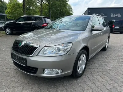 Gebraucht Skoda Octavia Impuls Edition 122 PS (89 kW) 2011 Grau Kombi