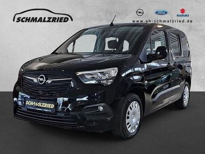 Second-hand Opel Combo Life Elegance 131 CP (96 kW) 2022 Negru Monovolum