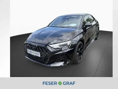 Neu Audi RS3 Sport 400 PS (294 kW) 2026 Mythosschwarz metallic Limousine