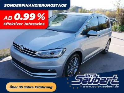 Neu VW Touran Comfortline 150 PS (110 kW) 2026 Oyster silver metallic Van / Kleinbus
