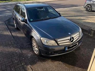Gebraucht Mercedes C220 170 PS (125 kW) 2009 Grau Kombi