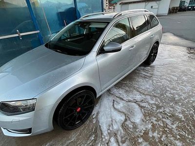 Gebraucht Skoda Octavia 150 PS (110 kW) 2016 Silber Kleinwagen