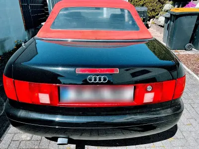Second-hand Audi Cabriolet 125 CP (91 kW) 1999 Negru Cabrio
