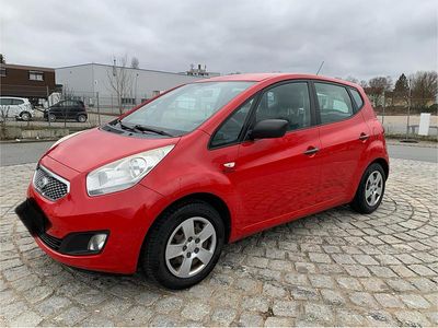 Gebraucht Kia Venga 90 PS (66 kW) 2010 Rot Kleinwagen