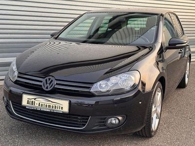 Gebraucht VW Golf VI 105 PS (77 kW) 2011 Schwarz Kleinwagen