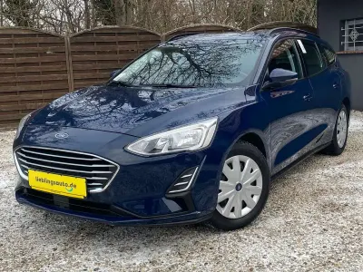 Gebraucht Ford Focus Trend 125 PS (91 kW) 2018 Blau Kombi