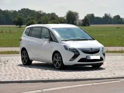 Gebraucht Opel Zafira Tourer Sport 131 PS (96 kW) 2013 Weiß Van / Kleinbus