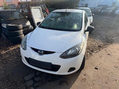 Gebraucht Mazda 2 Impuls 75 PS (55 kW) 2009 Weiß Kleinwagen