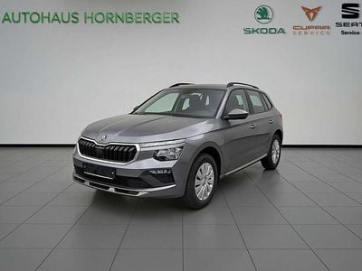 Graphitegrau metallic Neu 2025 Skoda Kamiq Selection SUV | 28.990 € (Guter Preis)