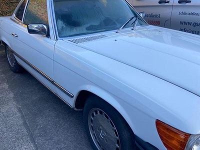 Usata Mercedes SL380 155 CV (114 kW) 1983 Bianco Cabrio