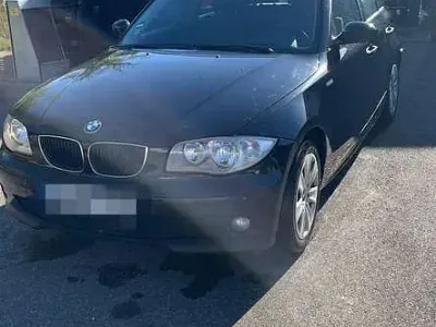 Gebraucht BMW 116 116 PS (85 kW) 2006 Schwarz Kleinwagen
