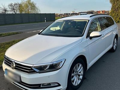 Używany VW Passat 150 KM (110 kW) 2018 Biały Kombi