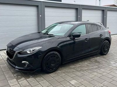 Schwarz Gebraucht 2015 Mazda 3 Edition Limousine | 7.900 € (Fairer Preis)