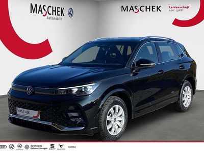 Neu VW Tiguan R-line 150 PS (110 kW) 2026 Grenadillschwarz metallic SUV