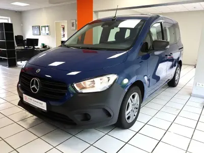 Gebraucht Mercedes Citan 112 116 PS (85 kW) 2023 Blau Kombi