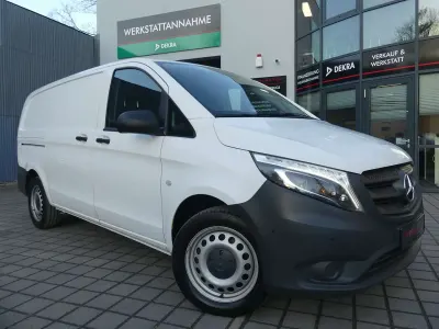 Używany Mercedes Vito 163 KM (119 kW) 2021 Biały Van