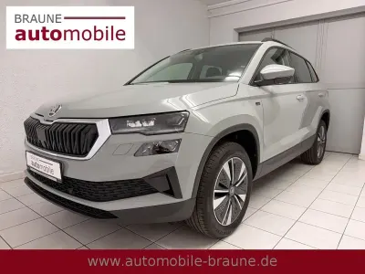 Neu Skoda Karoq Tour 150 PS (110 kW) 2026 Grau SUV