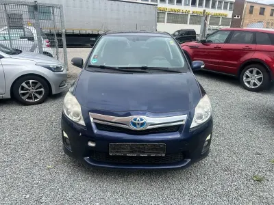 Gebraucht Toyota Auris Hybrid Executive 99 PS (72 kW) 2011 Blau Limousine
