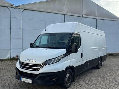 Weiß Gebraucht 2022 Iveco Daily Van | 33.900 €