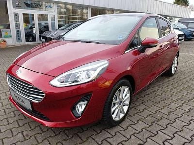 Gebraucht Ford Fiesta Titanium 95 PS (69 kW) 2020 Rubyrot Kleinwagen