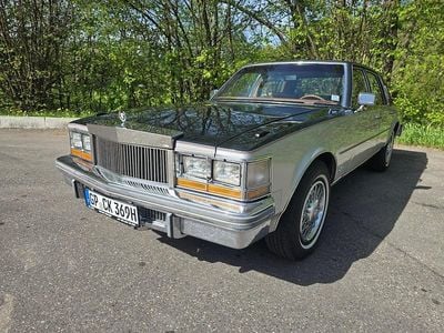Usata Cadillac Seville 173 CV (127 kW) 1977 Nero Berlina