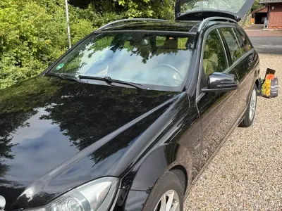 Gebraucht Mercedes C250 204 PS (150 kW) 2012 Schwarz Kombi