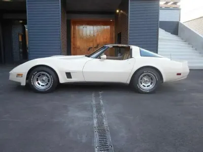 Gebraucht Corvette Stingray 193 PS (141 kW) 1981 Weiß Cabrio