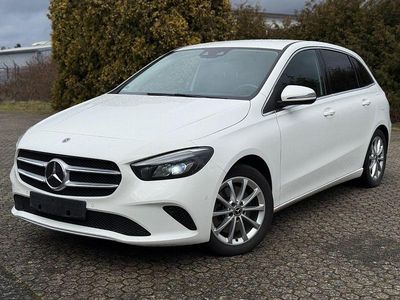 Gebraucht Mercedes E250 160 PS (117 kW) 2022 Weiß Limousine