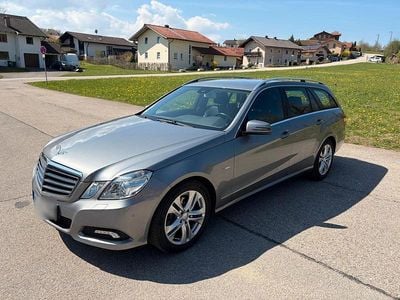 Usata Mercedes E200 Avantgarde 184 CV (135 kW) 2010 Grigio Station wagon
