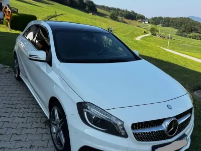 Gebraucht Mercedes A200 StreetStyle 156 PS (114 kW) 2015 Weiß Kleinwagen