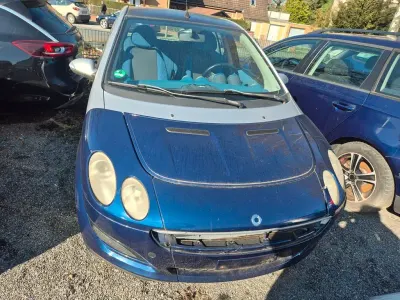 Usado Smart ForFour Basis 95 HP (69 kW) 2004 Prateado Citadino
